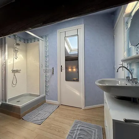 Rustique à Bransat, 4 Pers., Nature Et Détente - Fr-1-489-594 Casa vacanze *