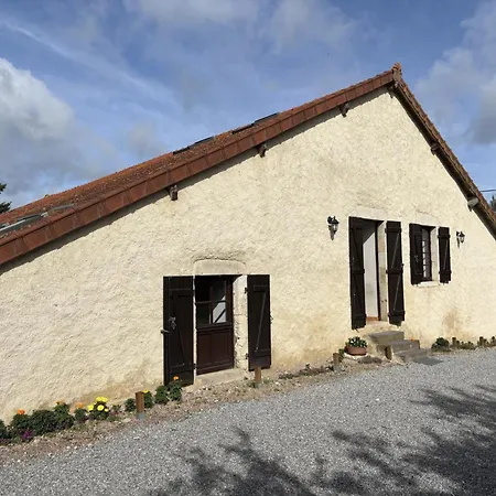 Rustique à Bransat, 4 Pers., Nature Et Détente - Fr-1-489-594 * Verneuil-en-Bourbonnais